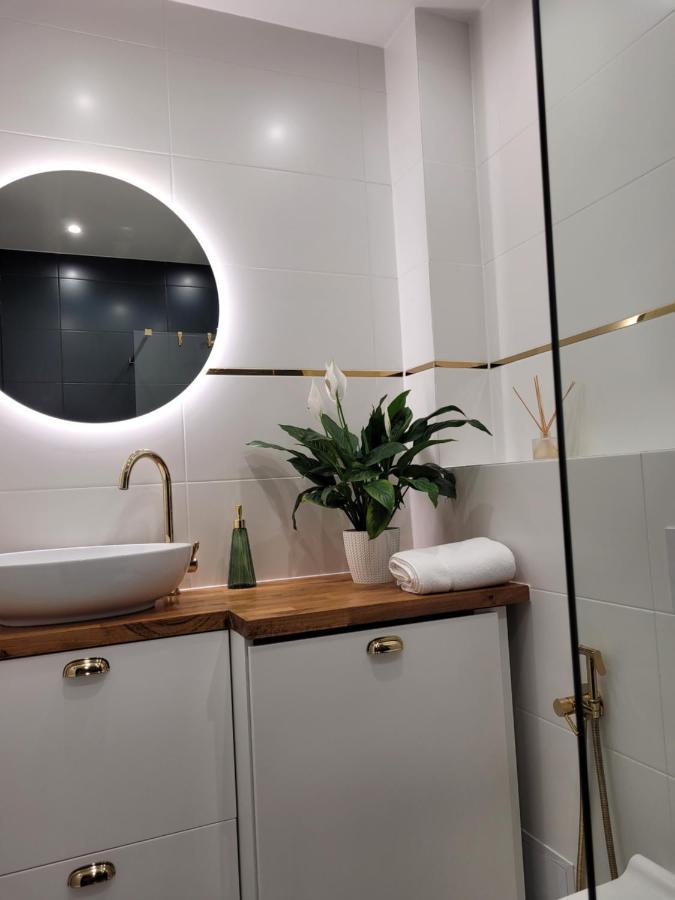 Apartament W Centrum Rowna 10 Kielce Exterior photo